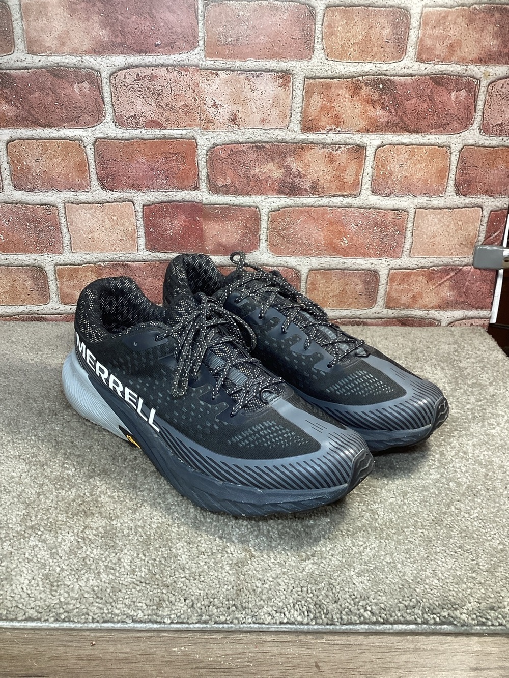 Merrell Agility Peak 5 Men’s Trail running shoes size 11.5